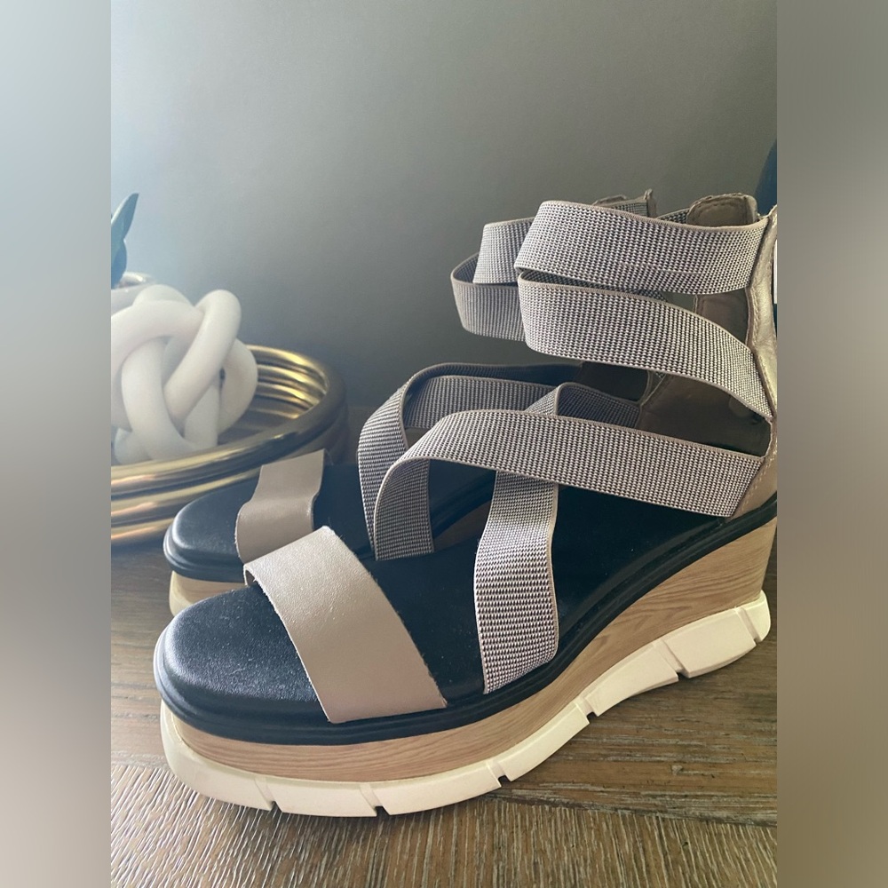 Sorel Women's Platform Sandals - Gray and Tan lowest price - Picture 15 of 15